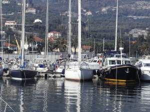 Ski Lodges, Mountain Refuges, Characteristic B&Bs and simply nice places to stay in Italy and the Italian Alps.